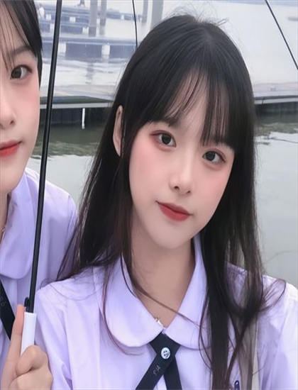 黄子华栋笃笑之越大镬越快乐伏笔运用：前后呼应与细节铺垫，收视第一